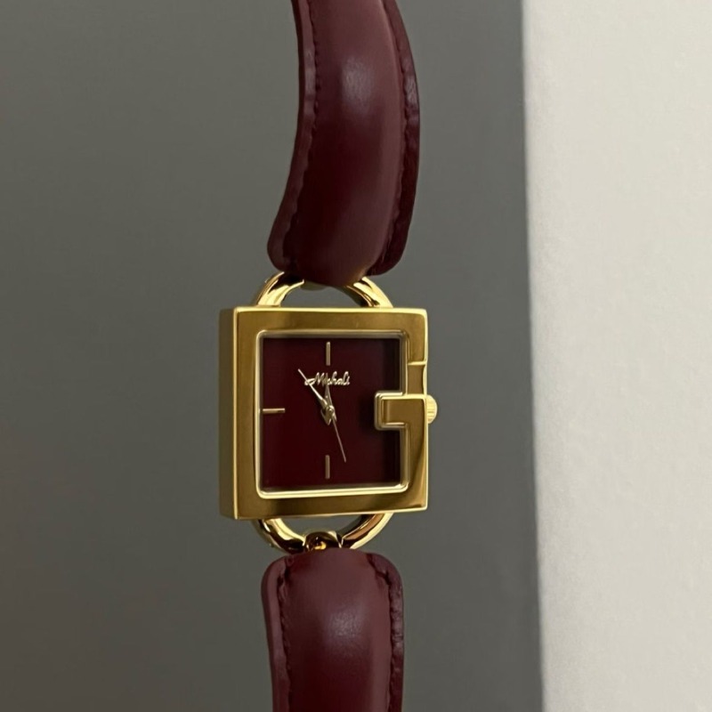 PEIYING Niche High-end Design  - Leather Bracelet review and price
