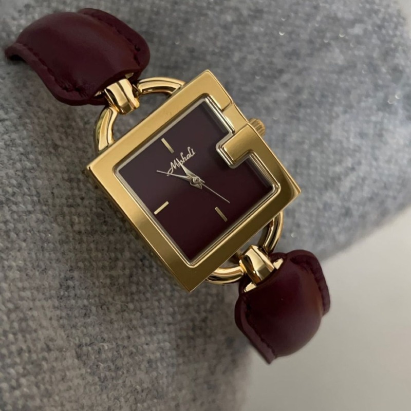 PEIYING Niche High-end Design  - Leather Bracelet review and price